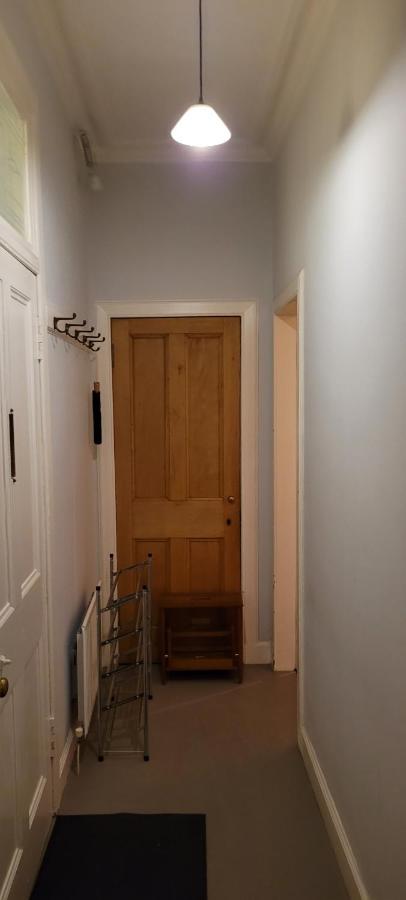City Centre Flat - Sleep Upto 4 Единбург Екстер'єр фото
