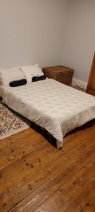 City Centre Flat - Sleep Upto 4 Единбург Екстер'єр фото