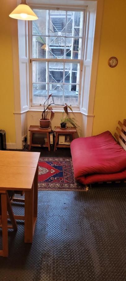 City Centre Flat - Sleep Upto 4 Единбург Екстер'єр фото